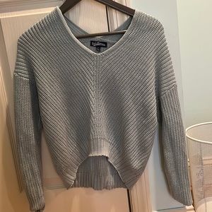 v neck sweater top, size xs